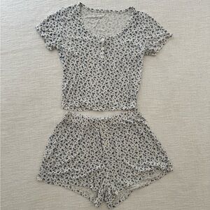 Gilly Hicks Blue Floral Pajama Set